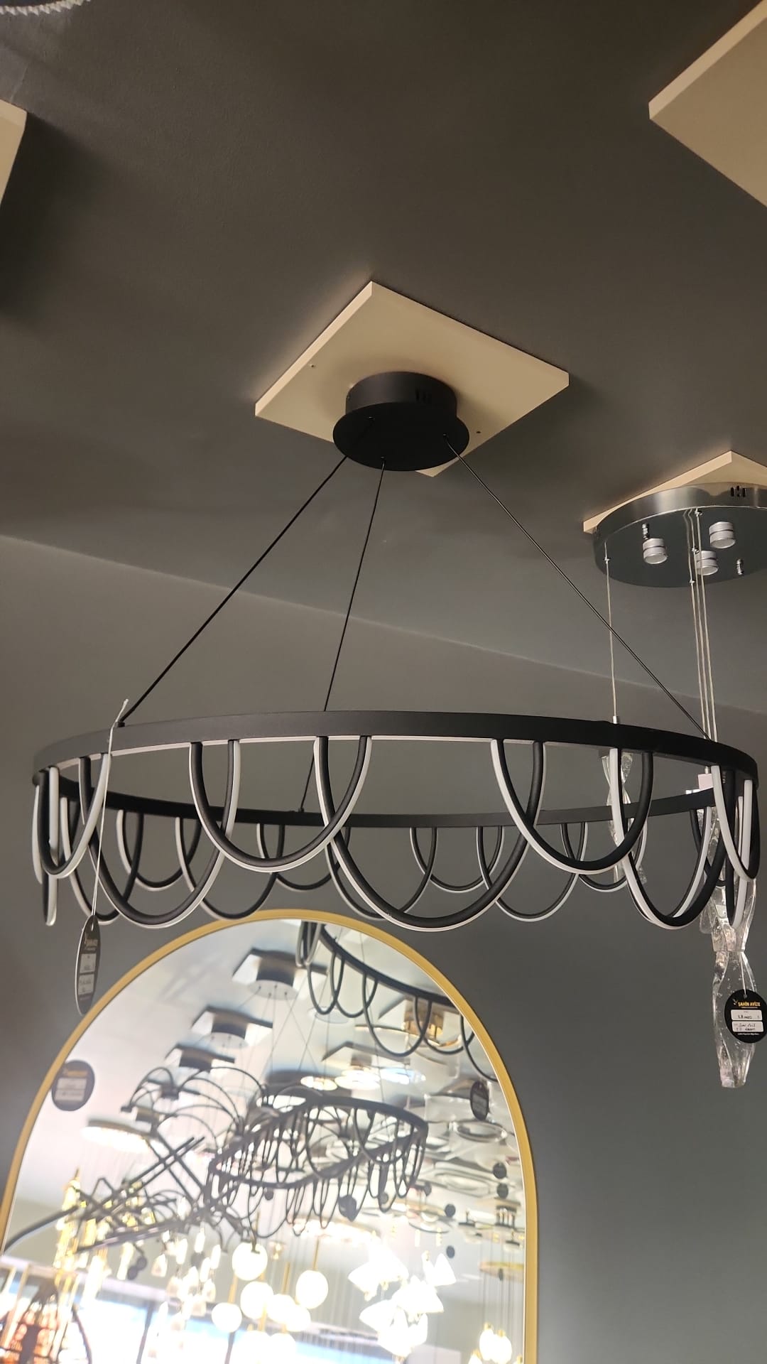 Şahin Avize Fabrika Satış Mağazası